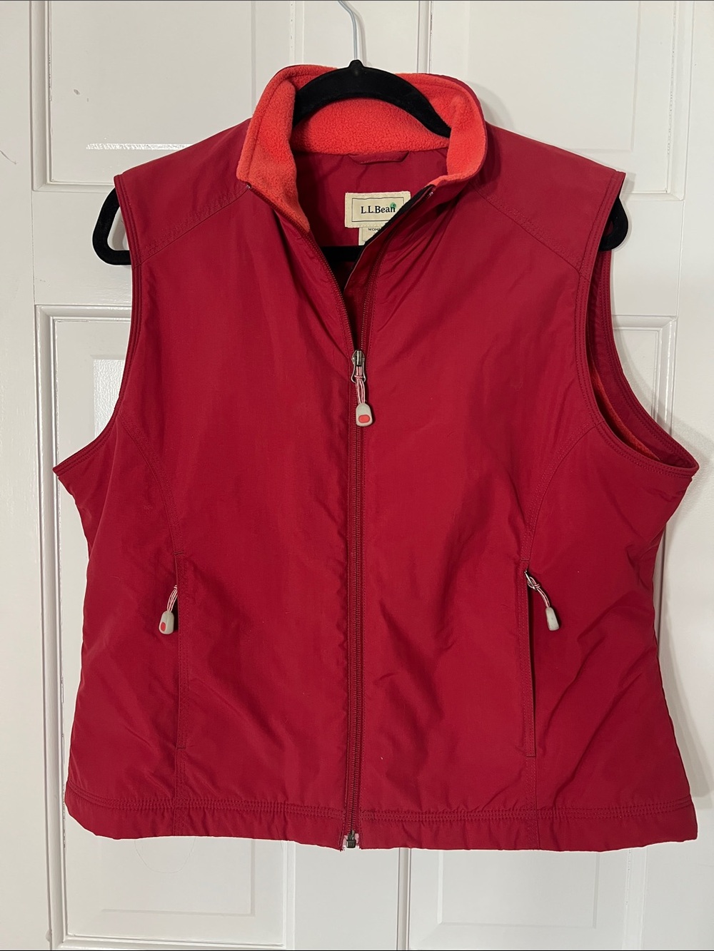 L.L. Bean Women’s Deep Red Fleece Lined Nylon Full Zip Vest, Zip Pockets, Size L